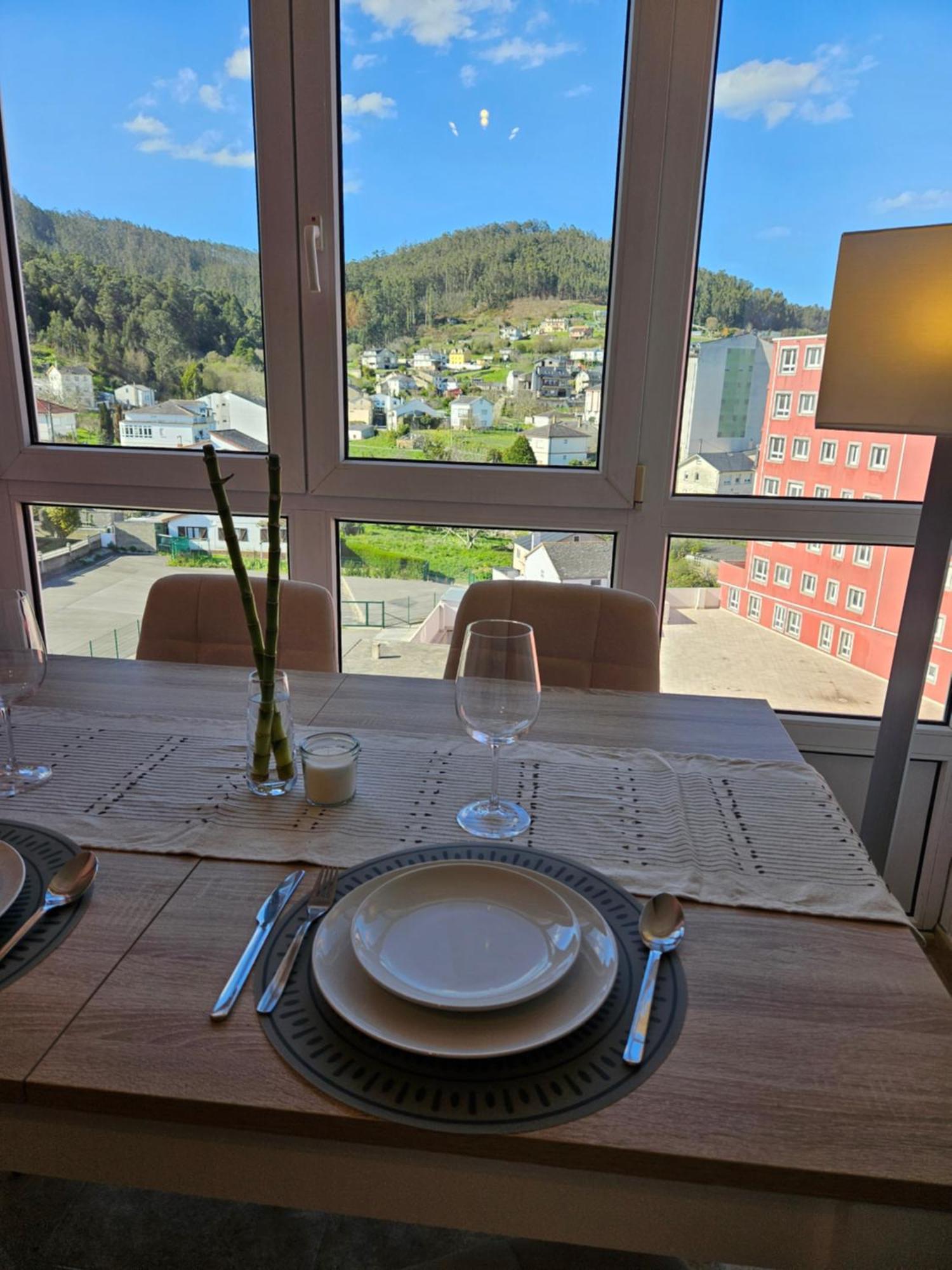 Los Castelos By Urraca Suites Вивейро Экстерьер фото